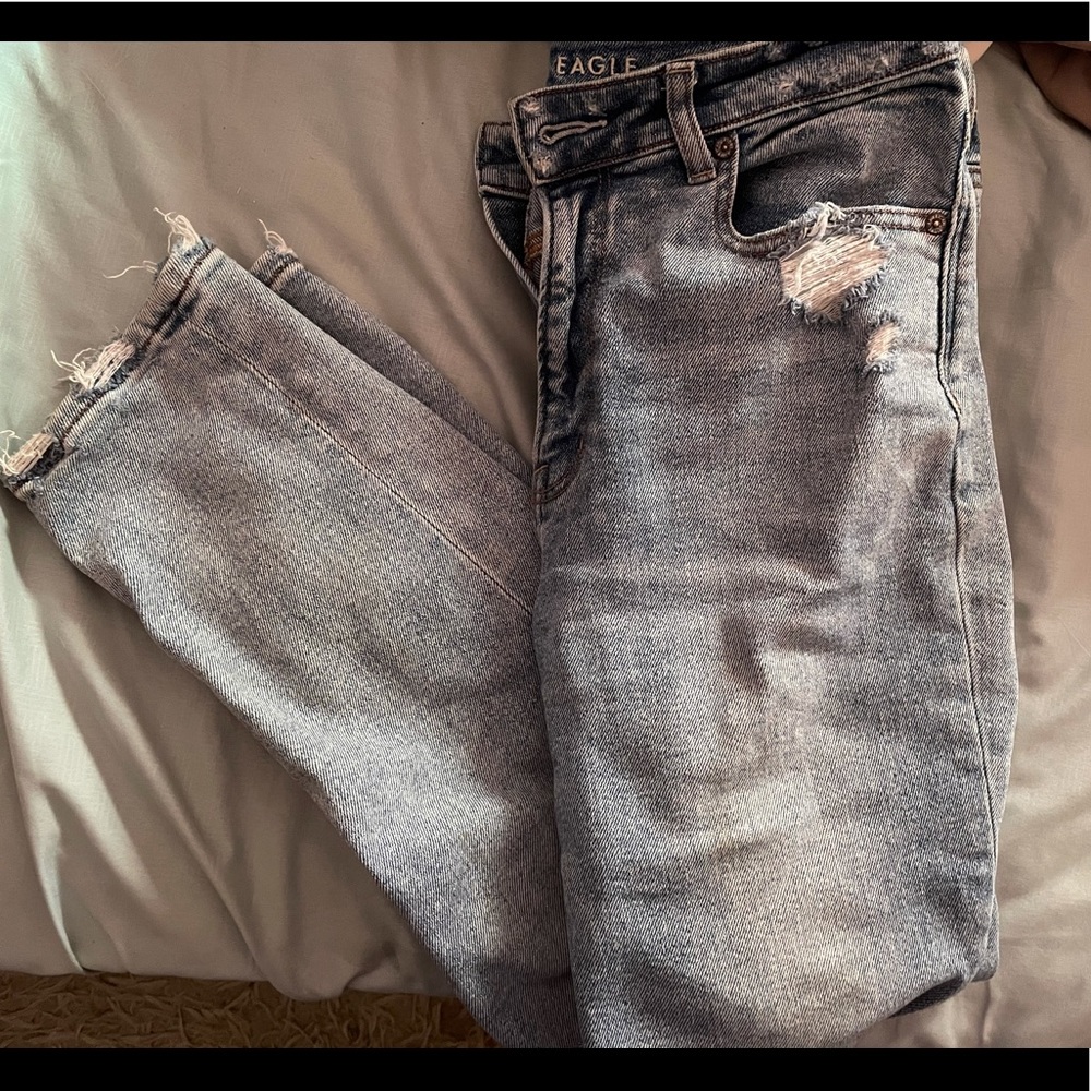 American Eagle mom jeans